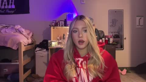 lexisRose online show from 01-18-25, 01:08