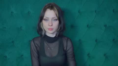 LexaWilds online show from 04-29-26, 02:10