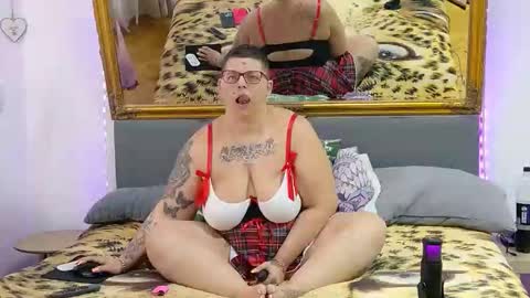 Lexi und Lex online show from 11-15-25, 10:23