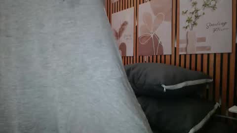 Snapshot of lexi818 chatting on 06-07-26, 12:15 lexianna online show from 06-07-26, 12:15