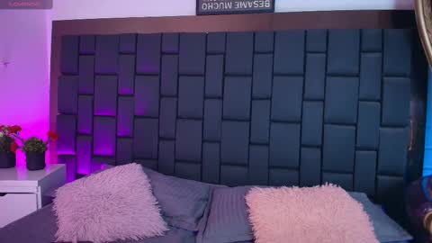 Snapshot of lexi_howard_ chatting on 10-18-25, 02:07 Lexi Howard online show from 10-18-25, 02:07