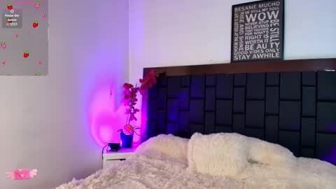 Lexi Howard  online show from 01-14-26, 05:13