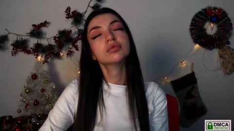 Alexia online show from 12-22-25, 03:20