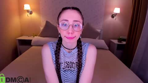 Lexi GTM2 MonWedThurSatSun 1000am-400pm online show from 05-05-26, 01:46