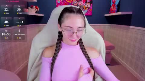 Lexi GTM2 MonWedThurSatSun 1000am-400pm online show from 07-14-26, 02:05