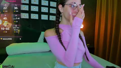 Lexi GTM2 MonWedThurSatSun 1000am-400pm online show from 07-15-26, 01:44