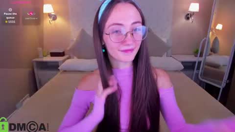 Lexi GTM2 MonWedThurSatSun 1000am-400pm online show from 07-25-26, 12:31