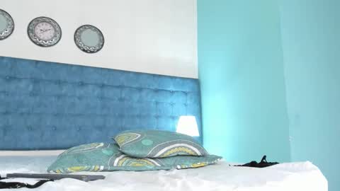 LEXYCRIMSON online show from 01-11-26, 04:23