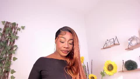 Snapshot of lexieegrey chatting on 07-14-26, 02:45 Lexieegrey online show from 07-14-26, 02:45