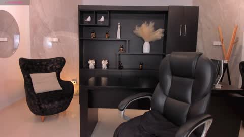 Lexie  online show from 01-03-25, 02:10