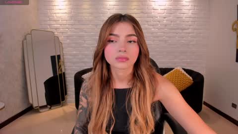 Lexie  online show from 01-07-25, 07:38