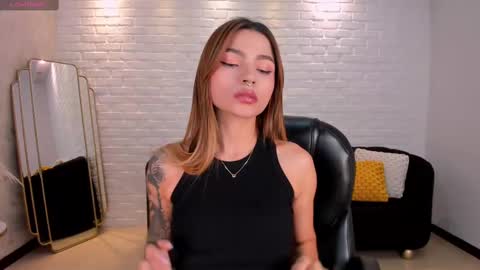 Lexie  online show from 02-13-25, 07:42