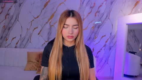 Lexie  online show from 02-10-26, 08:02