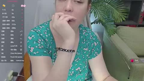 Lexi online show from 11-05-25, 04:29