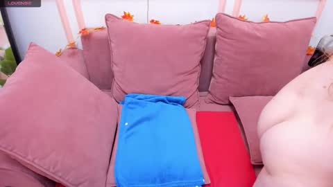 Lexi online show from 10-31-25, 06:47