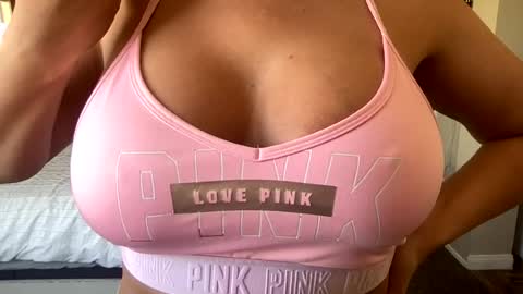 Snapshot of lexilove8888 chatting on 06-10-26, 10:30 lexi online show from 06-10-26, 10:30