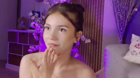 Lexi  online show from 06-11-26, 02:53