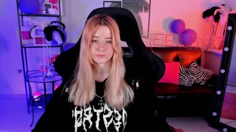 Lexi Wenford NO NUDE GODDESS online show from 12-19-24, 02:56