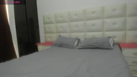 LEXXI online show from 12-15-25, 04:33