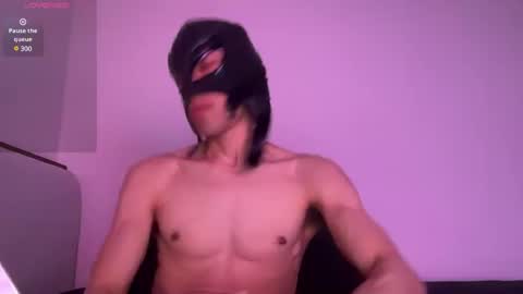 Snapshot of lexxxcazzo chatting on 01-24-25, 09:17 Dromaeosaurex online show from 01-24-25, 09:17