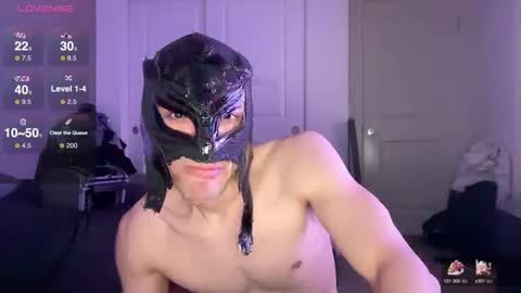 Snapshot of lexxxcazzo chatting on 02-03-25, 07:18 Dromaeosaurex online show from 02-03-25, 07:18
