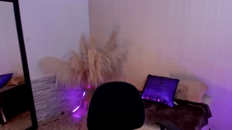 Lexy online show from 06-11-26, 01:38
