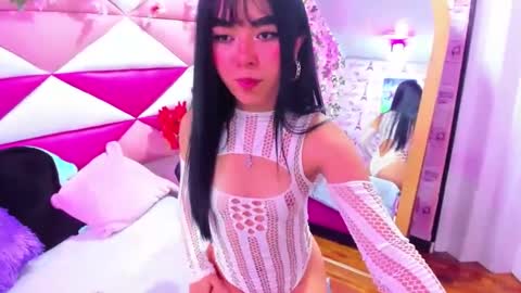 lexy_petite_ online show from 05-26-26, 11:34