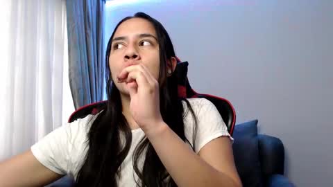 Snapshot of lexydavis chatting on 12-27-24, 06:53 Lexy Davis online show from 12-27-24, 06:53