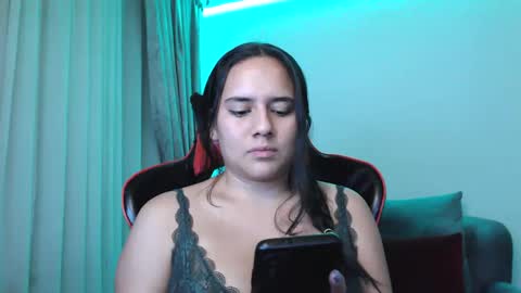 Snapshot of lexydavis chatting on 01-29-25, 12:12 Lexy Davis online show from 01-29-25, 12:12