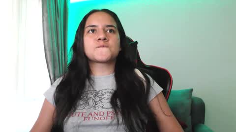 Snapshot of lexydavis chatting on 01-30-25, 07:59 Lexy Davis online show from 01-30-25, 07:59