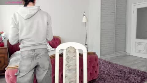 lexyswett online show from 12-20-25, 07:48