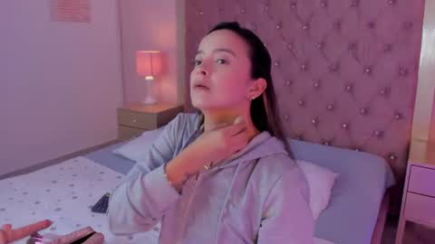 Snapshot of lexyvegaa chatting on 07-29-26, 03:04 Lexy - Le - xy online show from 07-29-26, 03:04