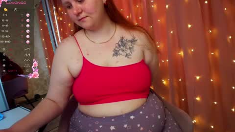 Snapshot of leyaloveee chatting on 07-11-26, 01:41 Your Leya online show from 07-11-26, 01:41