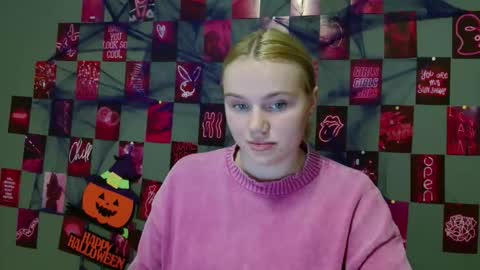 Leyla online show from 10-04-25, 05:11