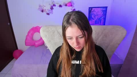 Leyla Miller online show from 03-30-26, 03:13