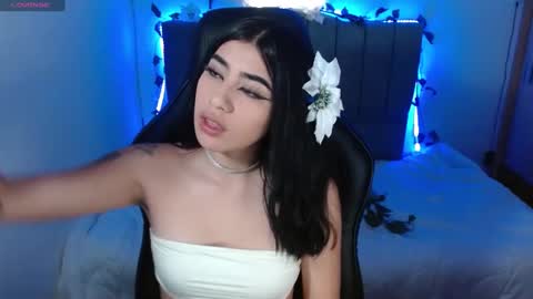 Snapshot of leyla_sans chatting on 01-02-25, 12:55 Leyla online show from 01-02-25, 12:55