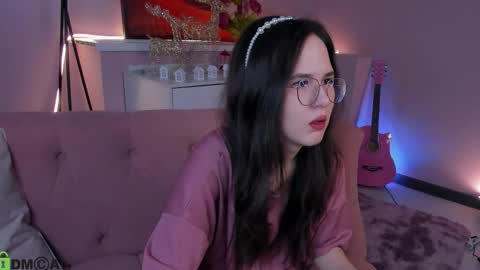 leylamirage online show from 02-26-26, 12:15