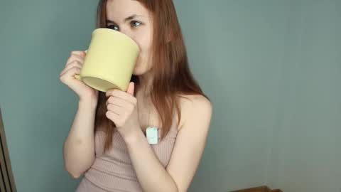 Sofia online show from 03-06-26, 06:32