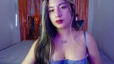 Snapshot of lia_14_ chatting on 11-02-25, 12:29 Lia online show from 11-02-25, 12:29
