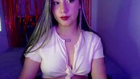 Snapshot of lia_14_ chatting on 11-25-25, 07:58 Lia online show from 11-25-25, 07:58