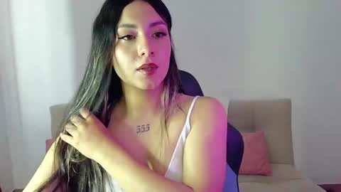 Lia  online show from 06-06-26, 05:28