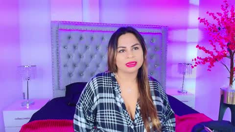 Snapshot of lia_adamsss chatting on 10-11-25, 02:11 Lia online show from 10-11-25, 02:11