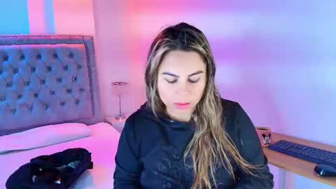 Lia  online show from 02-25-26, 03:27