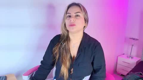 Lia  online show from 03-08-26, 03:54