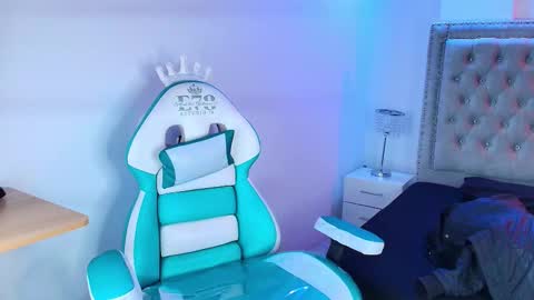 Lia  online show from 03-17-26, 03:33