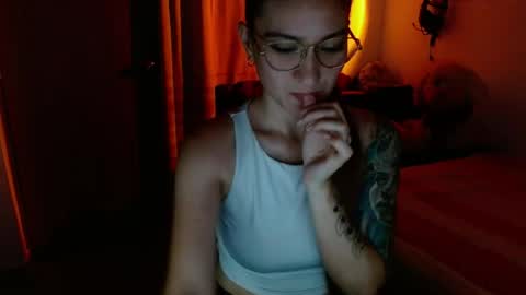 liliana online show from 05-05-26, 05:37
