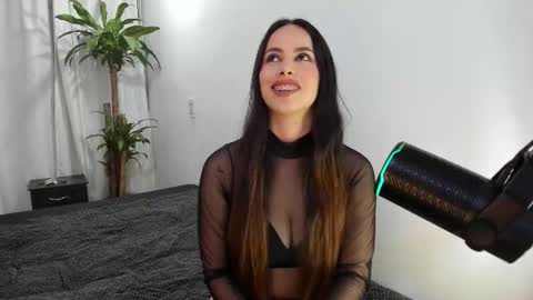 Lia y Felipe --  online show from 02-12-26, 11:22