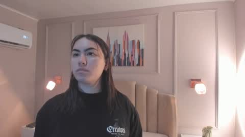 Snapshot of lia_ass chatting on 10-16-25, 10:38 Liss 3 online show from 10-16-25, 10:38