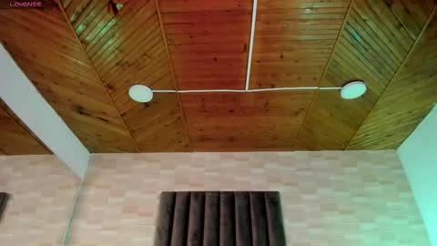 Lia online show from 10-21-25, 12:06