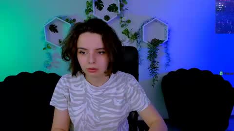 lia_dream_ online show from 06-16-26, 08:17